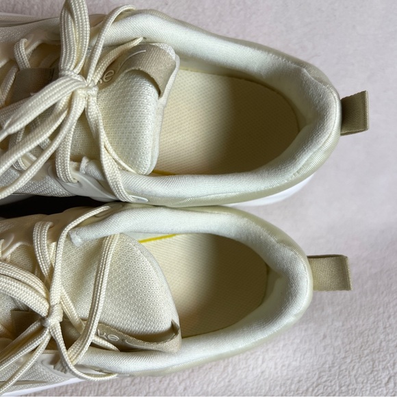 Nike In-Season TR 14 Training Sneakers Women’s 10 Coconut Milk - Picture 13 of 16